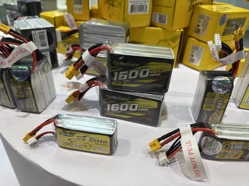 足球無人機(jī)電池